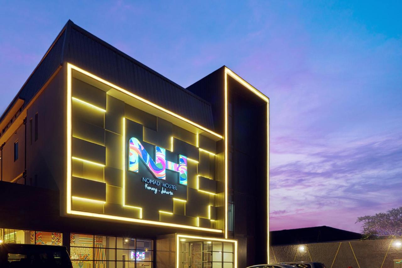 Nomad Hostel Kemang Giacarta Esterno foto