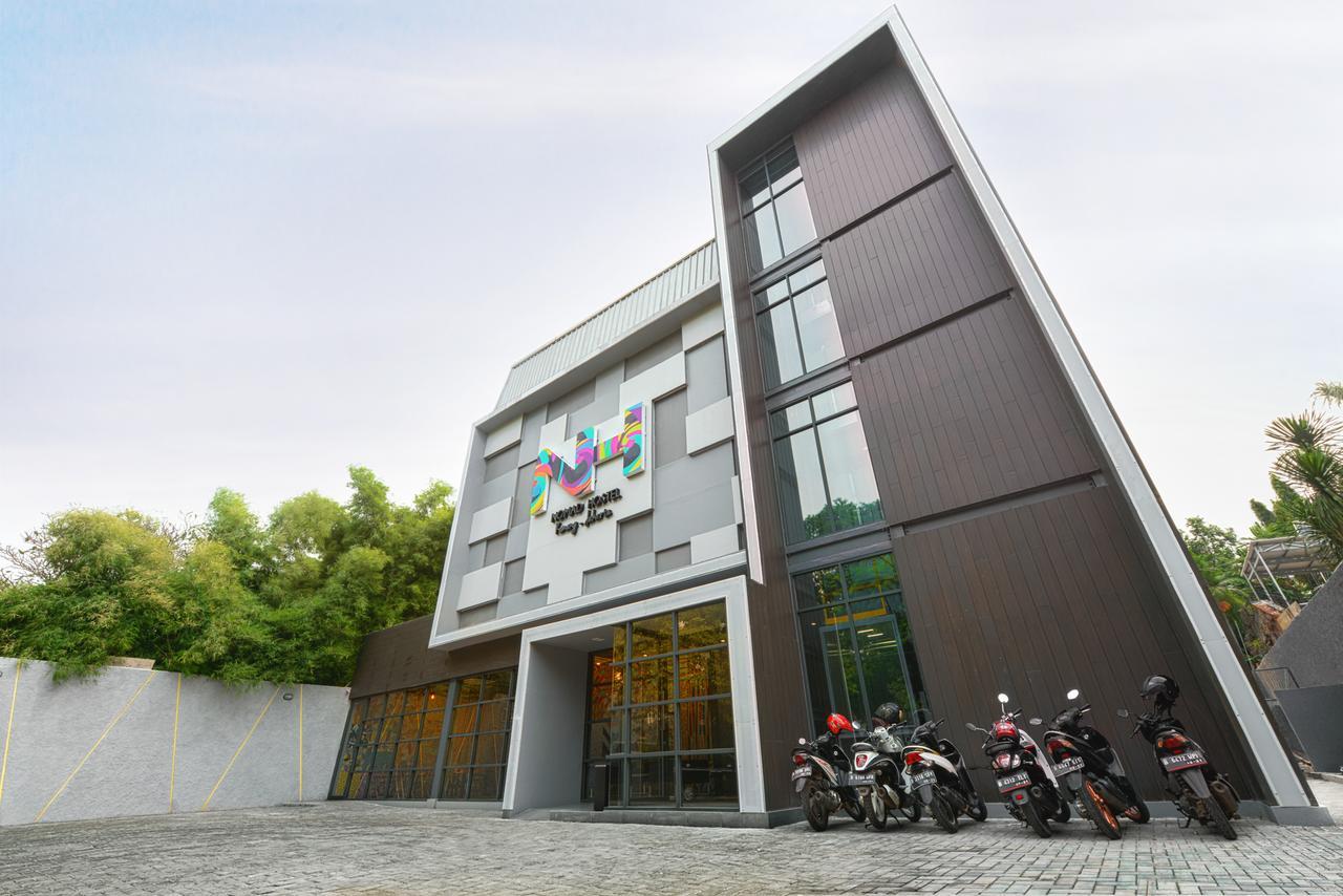 Nomad Hostel Kemang Giacarta Esterno foto
