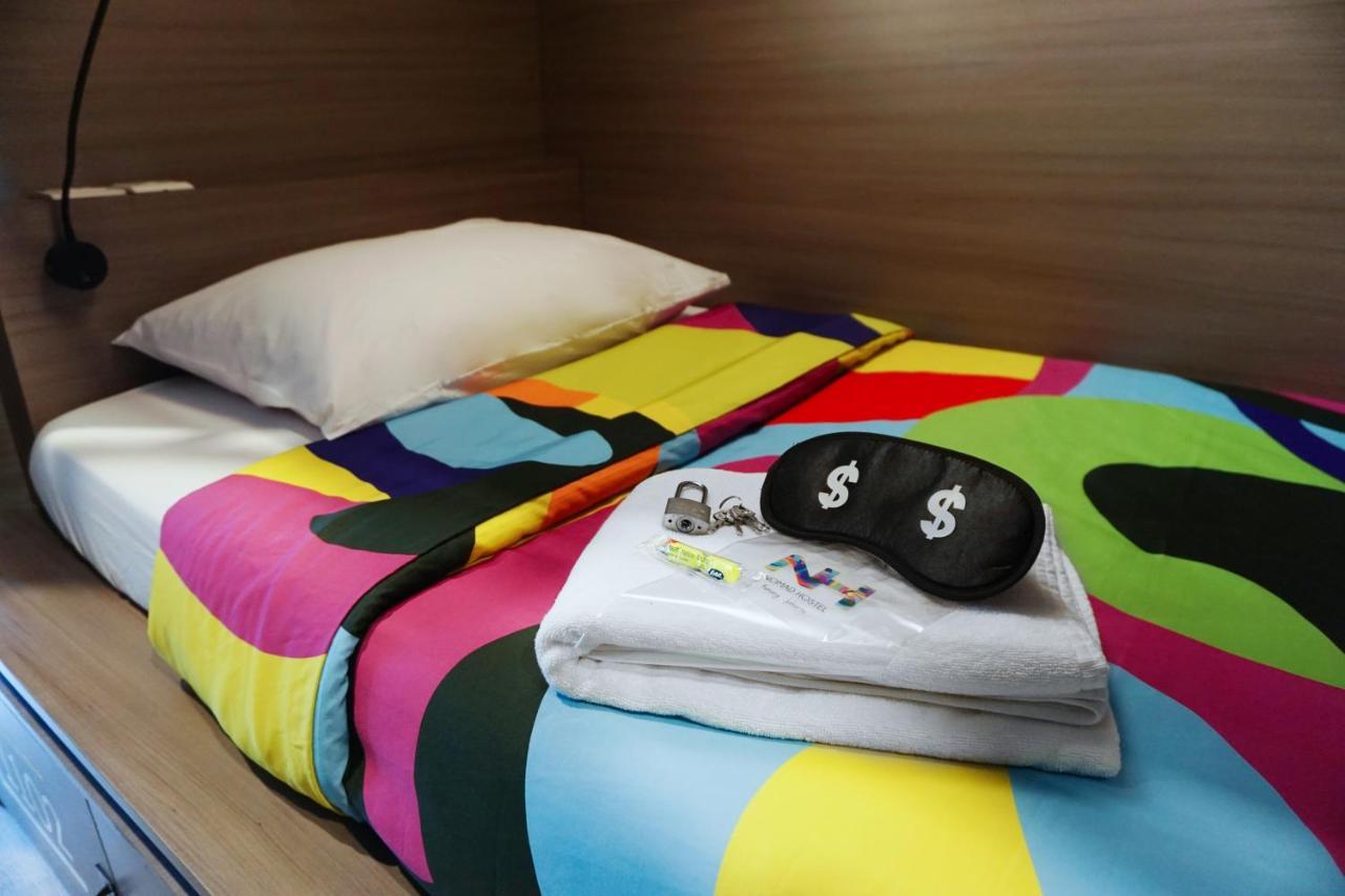Nomad Hostel Kemang Giacarta Esterno foto